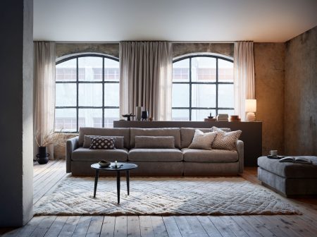 Hovden Varia avokulmasohva vuoteella